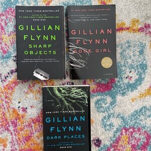 Gillian Flynn Book Set - Sharp Objects, Gone Girl, Dark Places